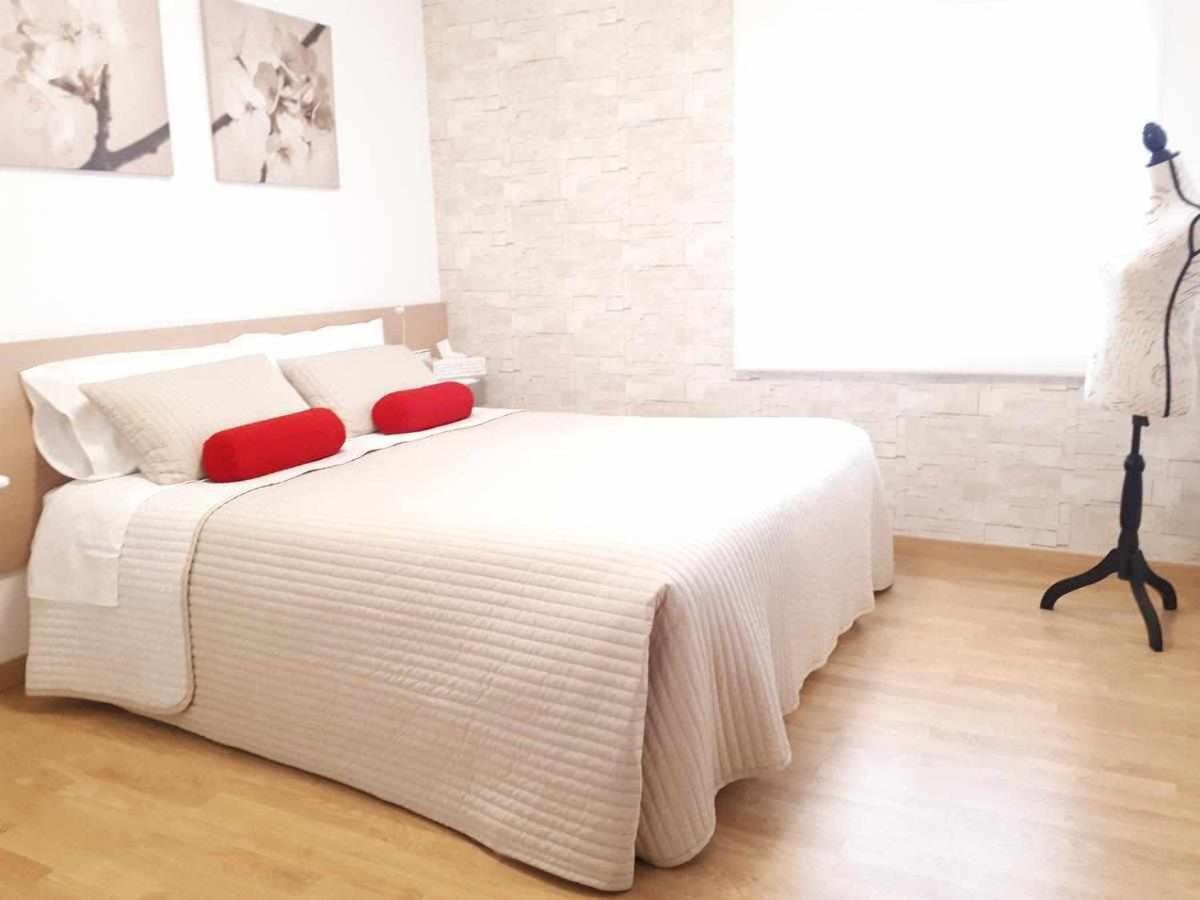 شقة Laura House The Style Airport Bcn Viladecáns المظهر الخارجي الصورة